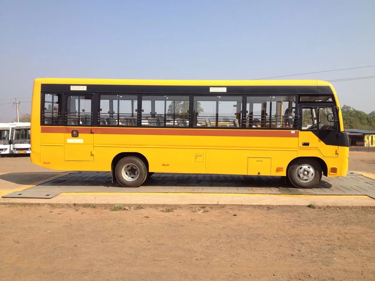MiTR Bus — photograph 3