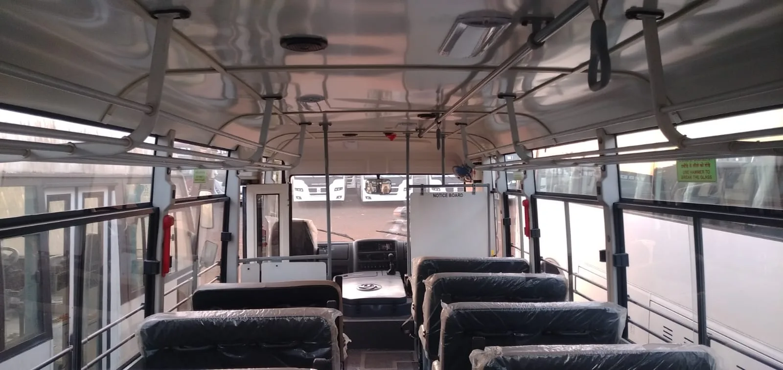 MiTR Bus — photograph 6