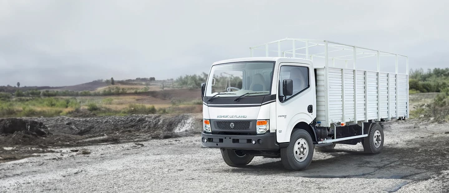 Partner 4 Tyre — manufacturer photograph 2
